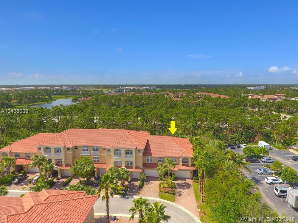 CIELO TOWNHOMES AT SHOPS - Residential Lease