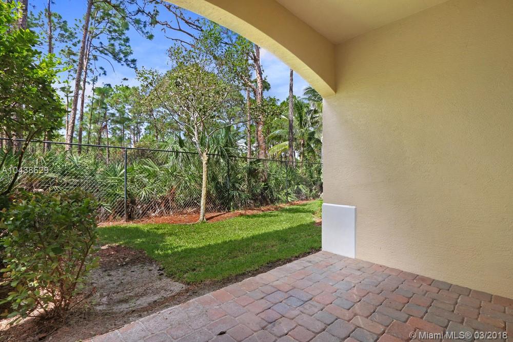 CIELO TOWNHOMES AT SHOPS - Residential Lease