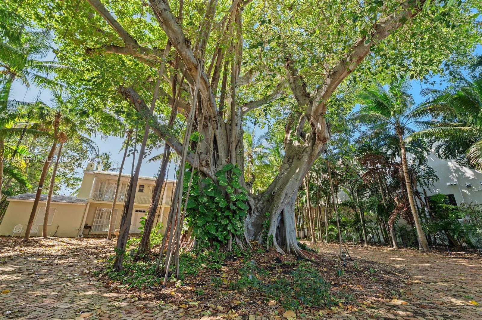 BAL HARBOUR RESIDENTIAL S - Residential