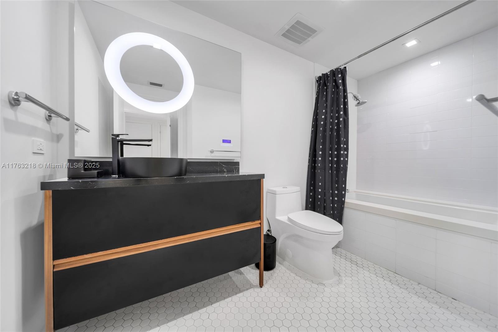 TIFFANY HOUSE CONDO - Residential Lease