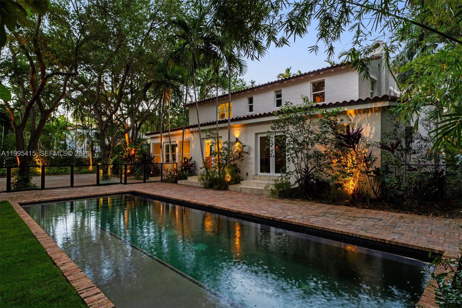 LA GORCE GOLF SUB - Residential Lease