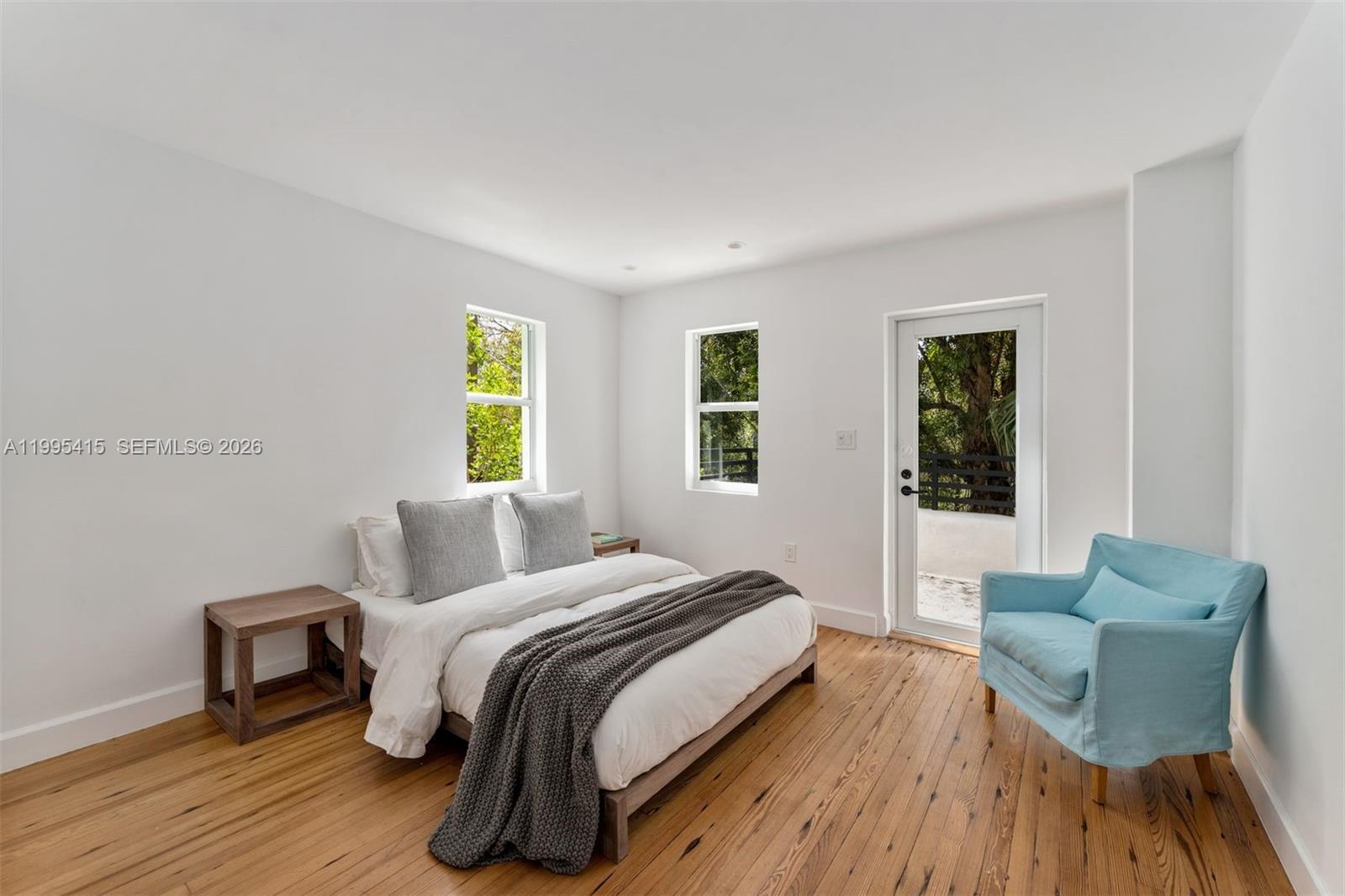 LA GORCE GOLF SUB - Residential Lease