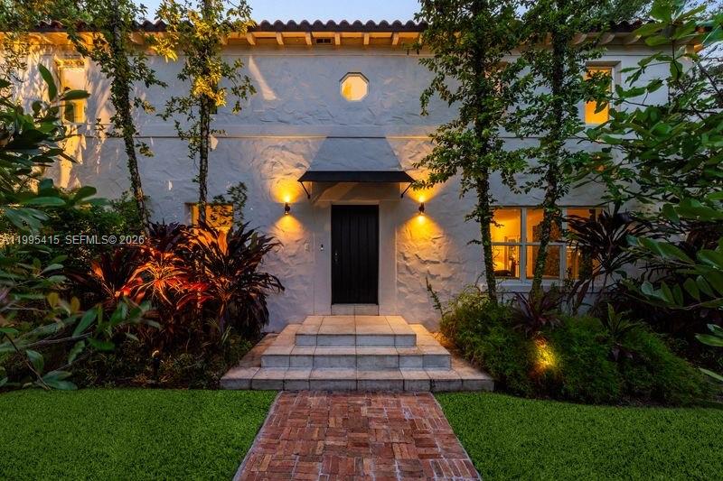 LA GORCE GOLF SUB - Residential Lease