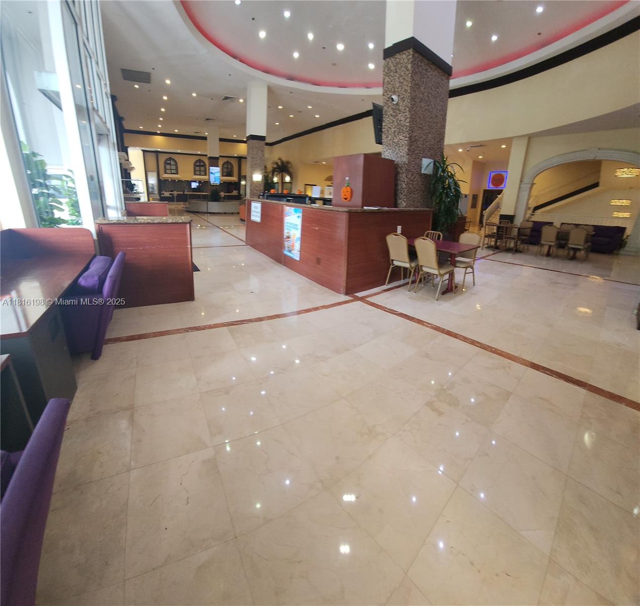 THE AVENTURA BEACH CLUB C - Residential