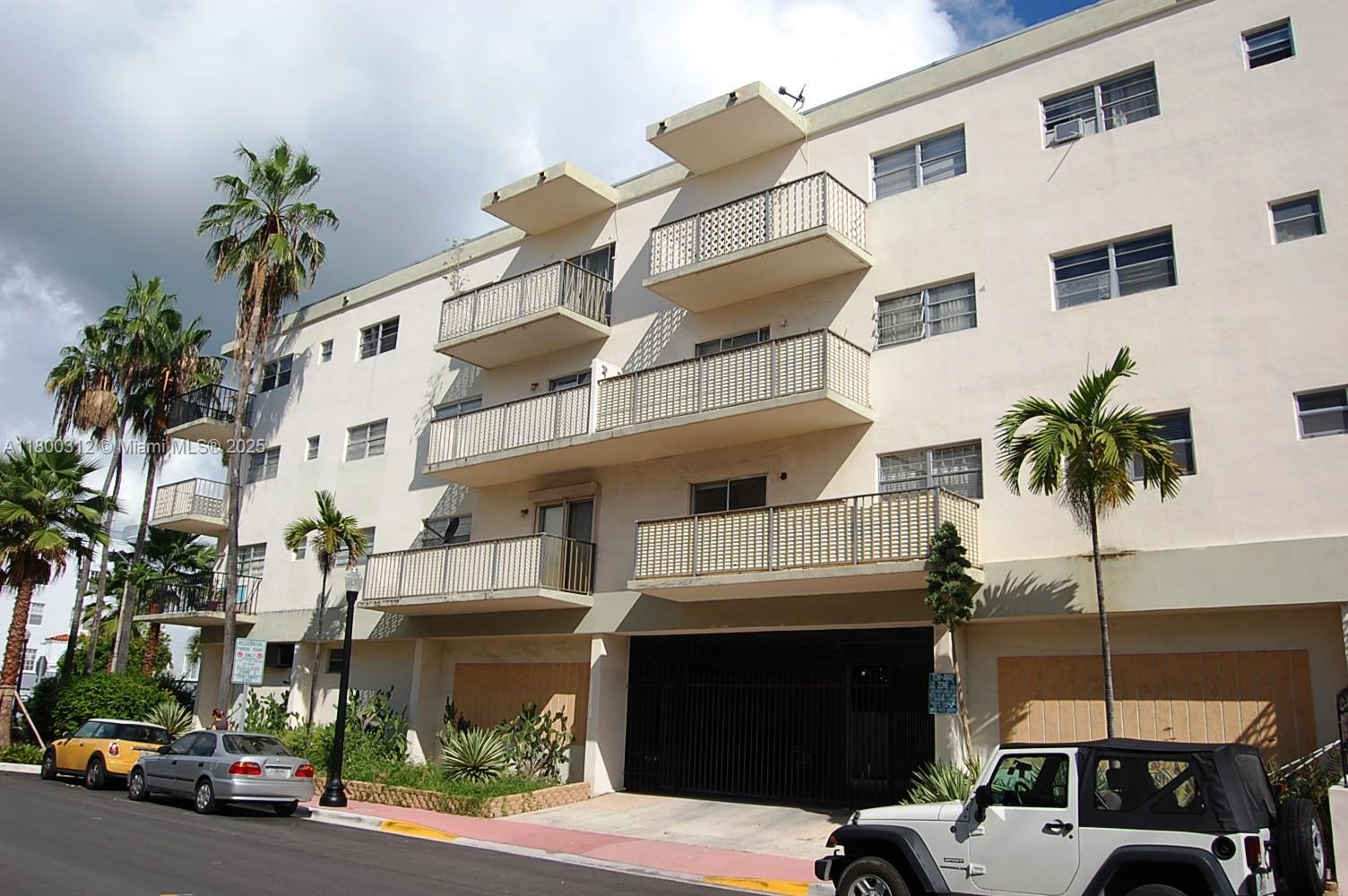 Property for Sale at 701 Euclid Ave 402, Miami Beach, Miami-Dade County, Florida - Bedrooms: 1 
Bathrooms: 1  - $280,000
