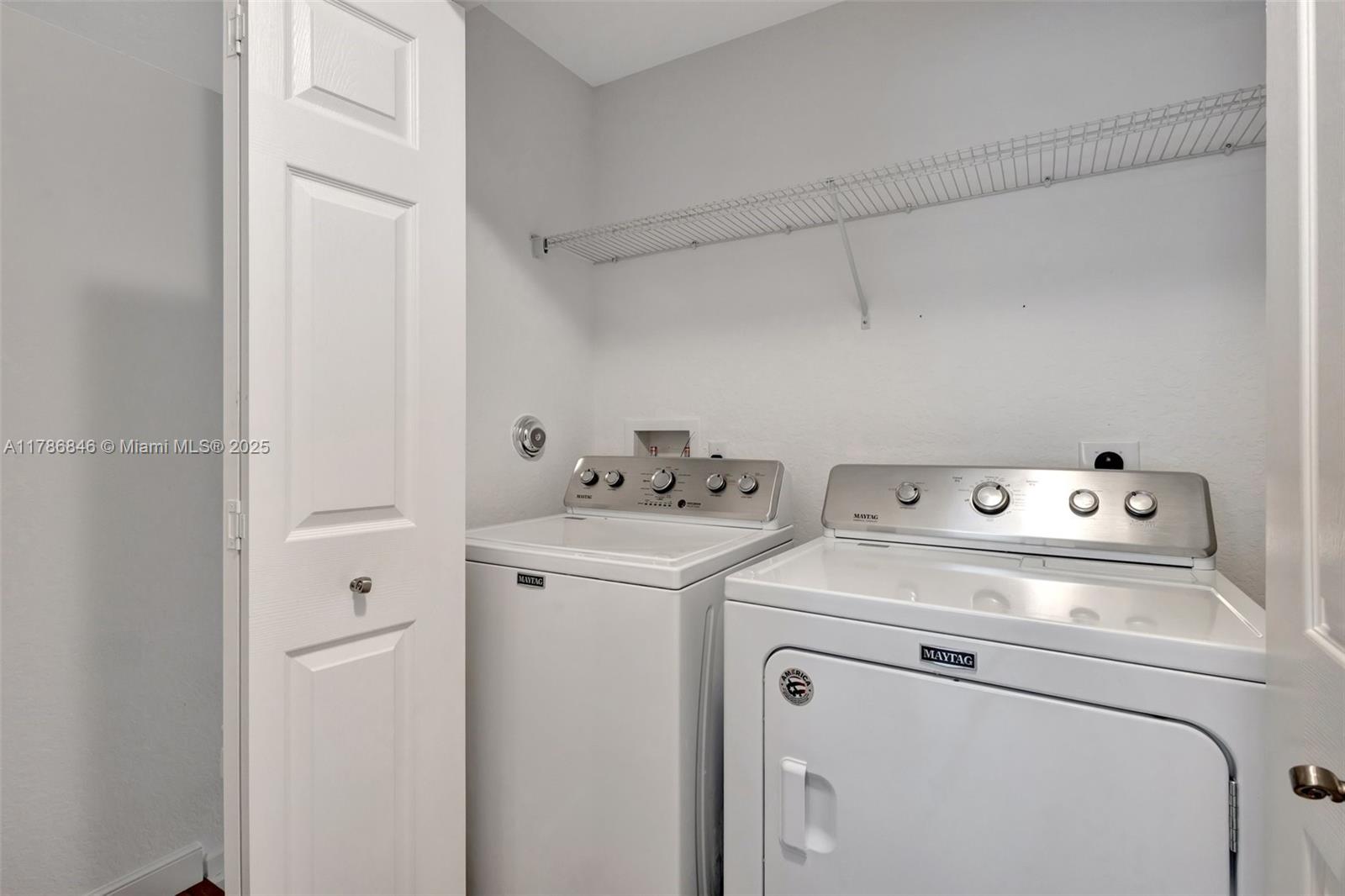 DREXEL PARK - Residential Lease