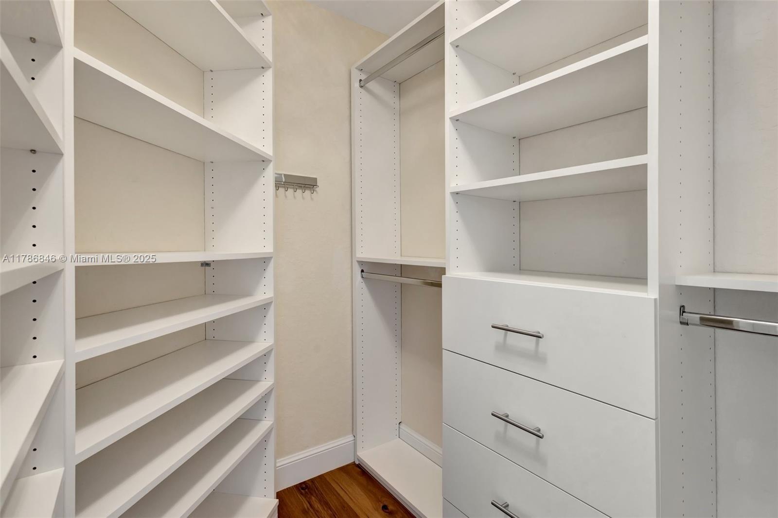 DREXEL PARK - Residential Lease
