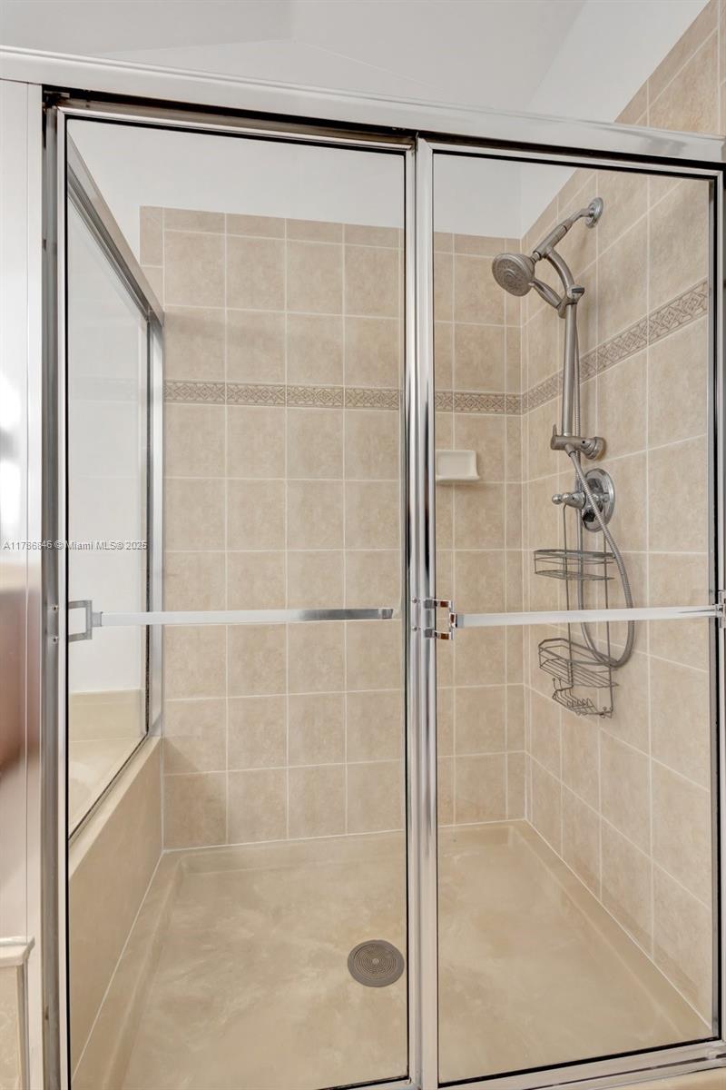 DREXEL PARK - Residential Lease
