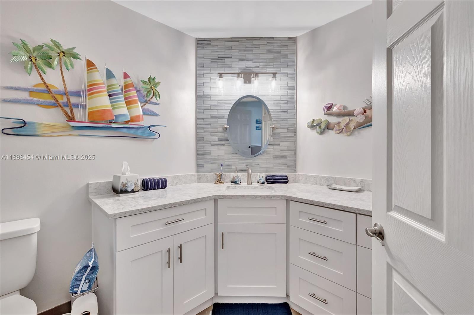 BAYPORT VILLAGE C CONDO - Residential