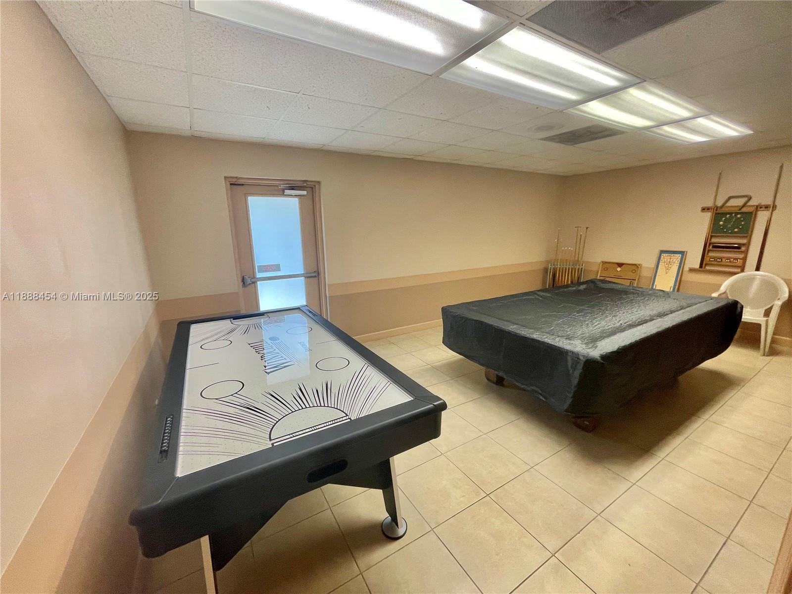 BAYPORT VILLAGE C CONDO - Residential