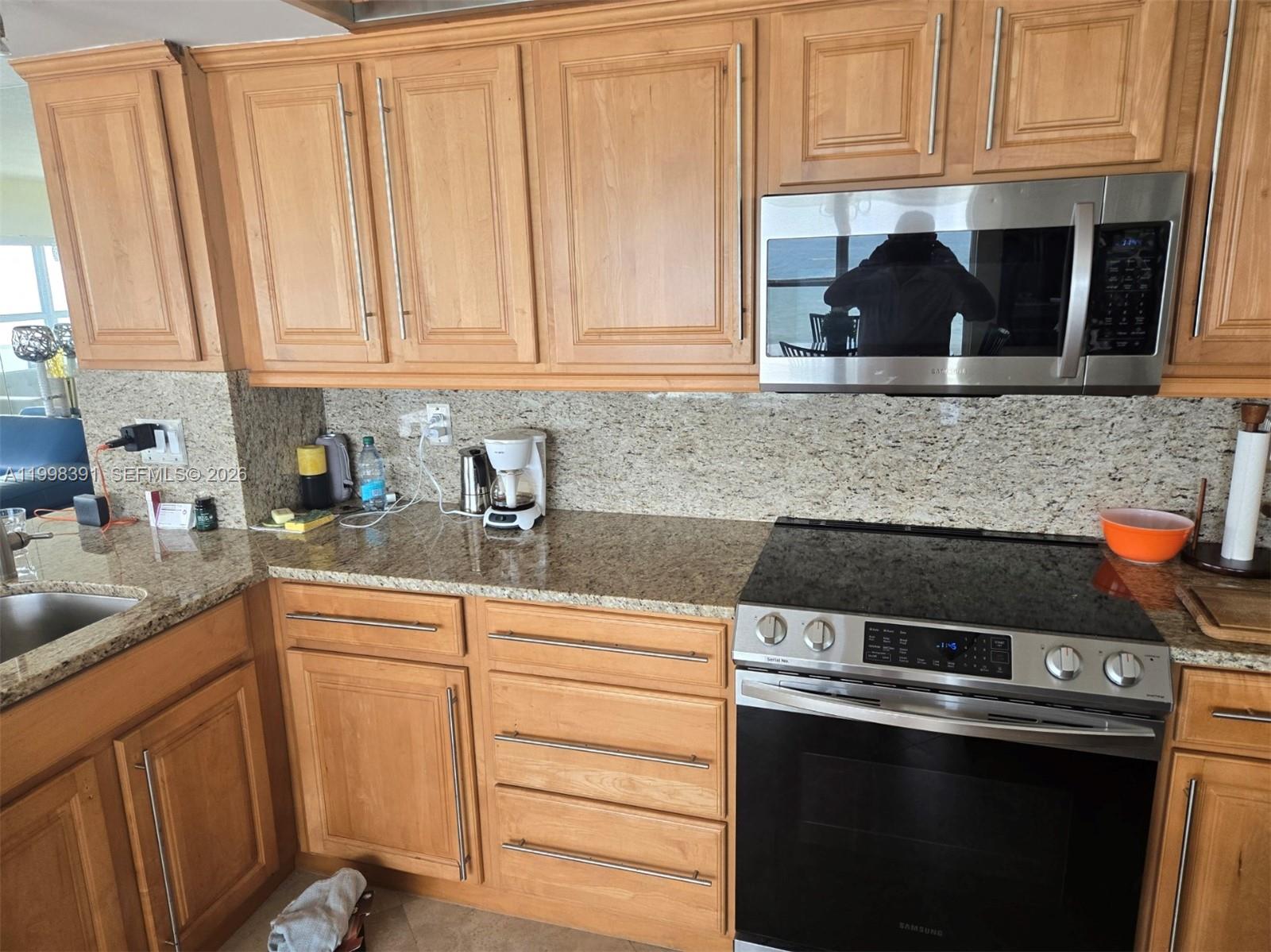 RIVIERA CONDO - Residential Lease