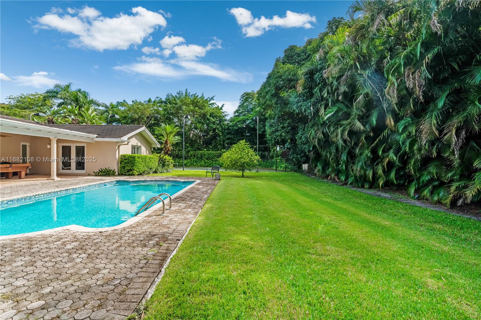 FELIX PARK HOME ACRES - Residential