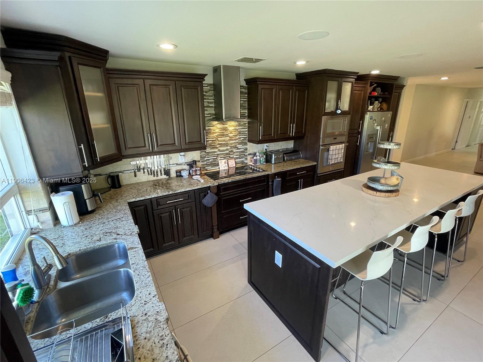 CONTINENTAL HOMES 1ST ADD - Residential