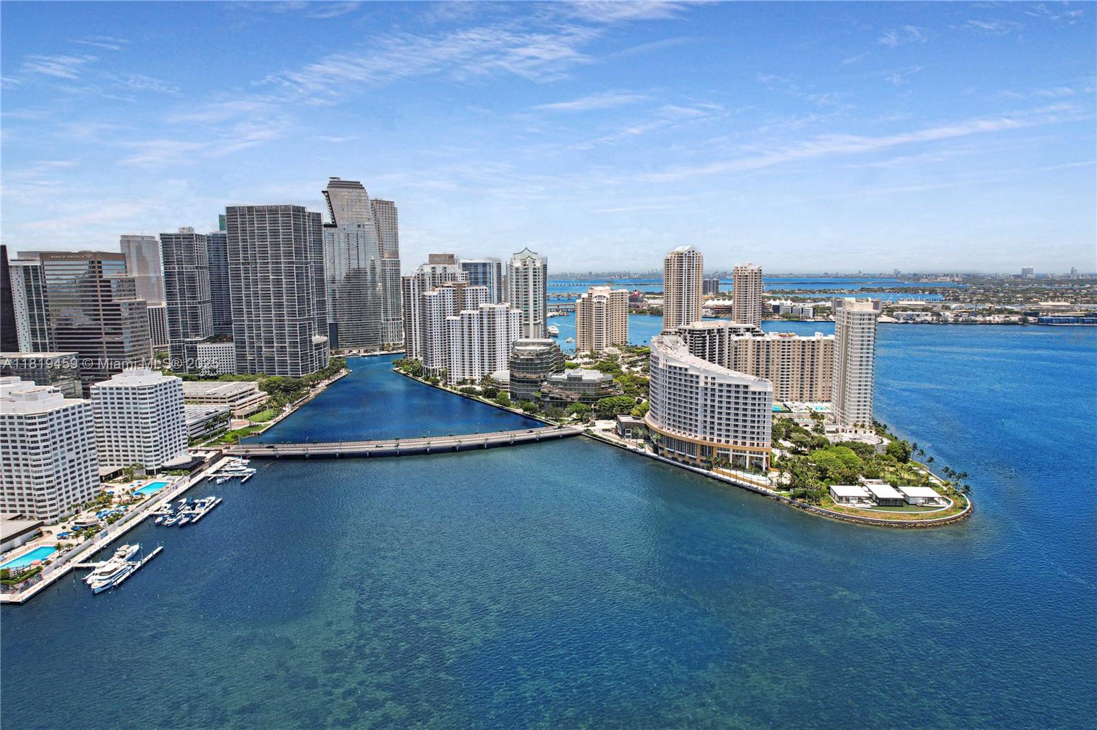 COURTS BRICKELL KEY CONDO - Residential