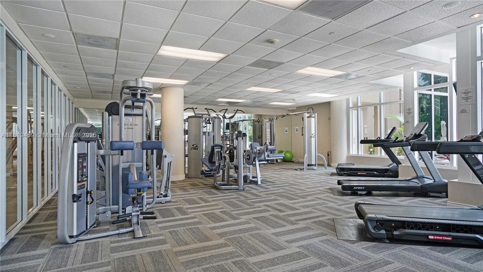 COURTS BRICKELL KEY CONDO - Residential