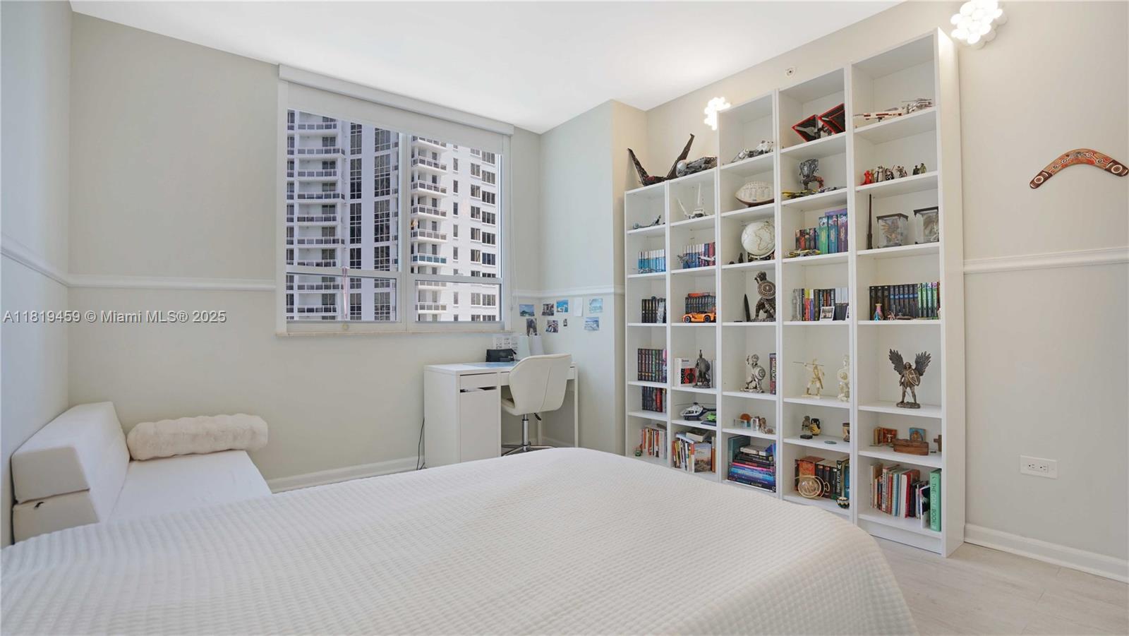 COURTS BRICKELL KEY CONDO - Residential