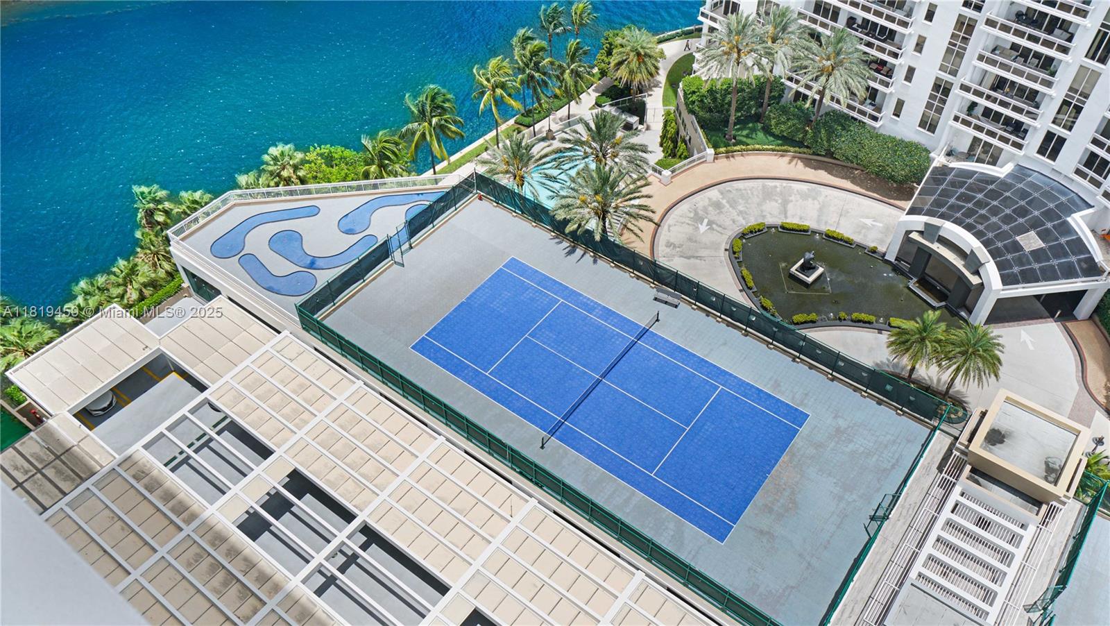 COURTS BRICKELL KEY CONDO - Residential