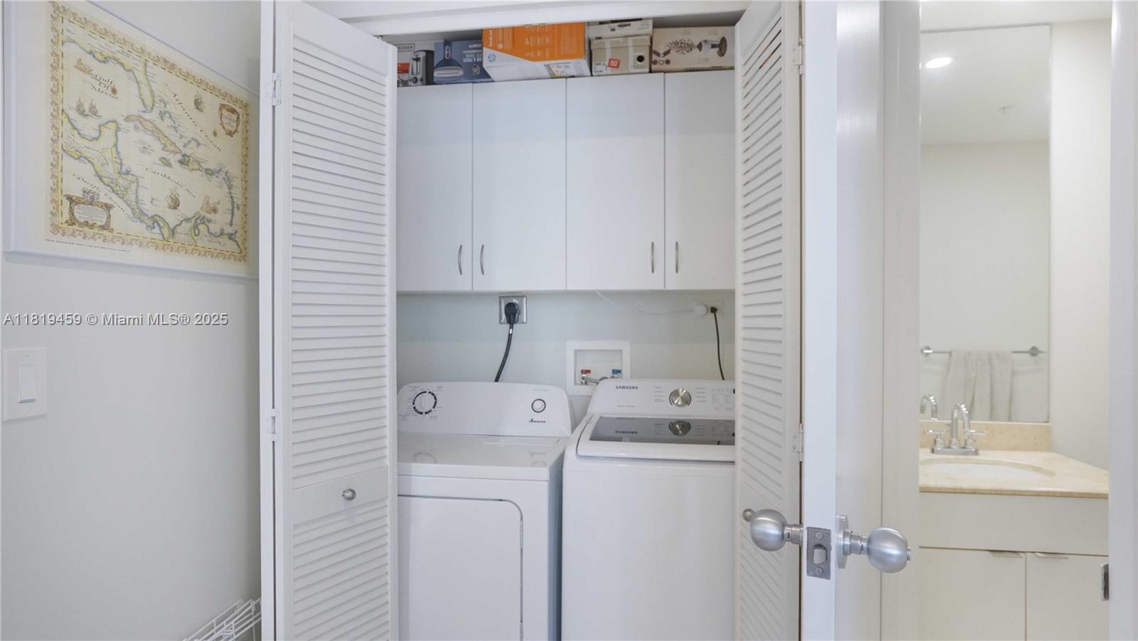 COURTS BRICKELL KEY CONDO - Residential