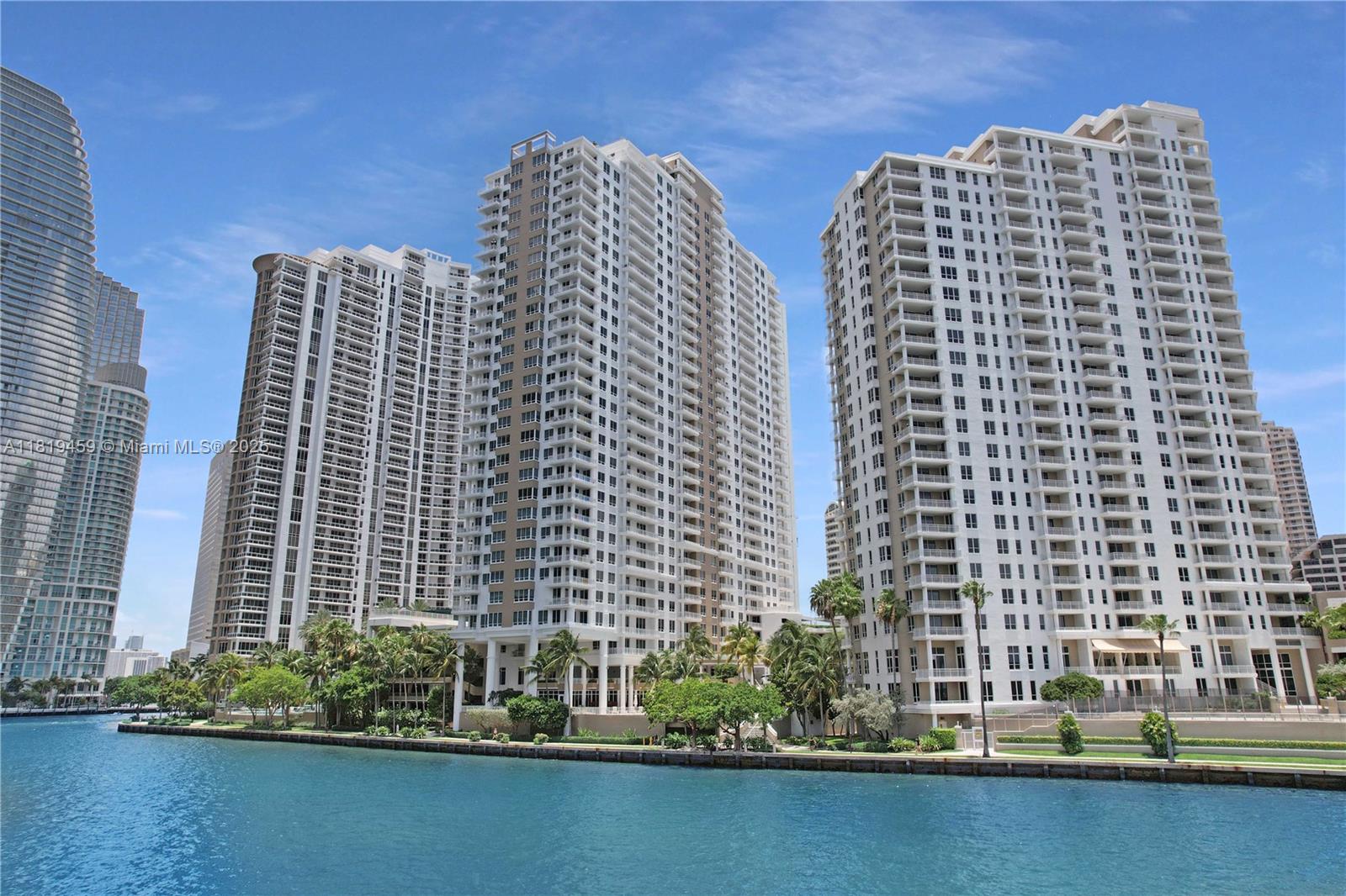 COURTS BRICKELL KEY CONDO - Residential