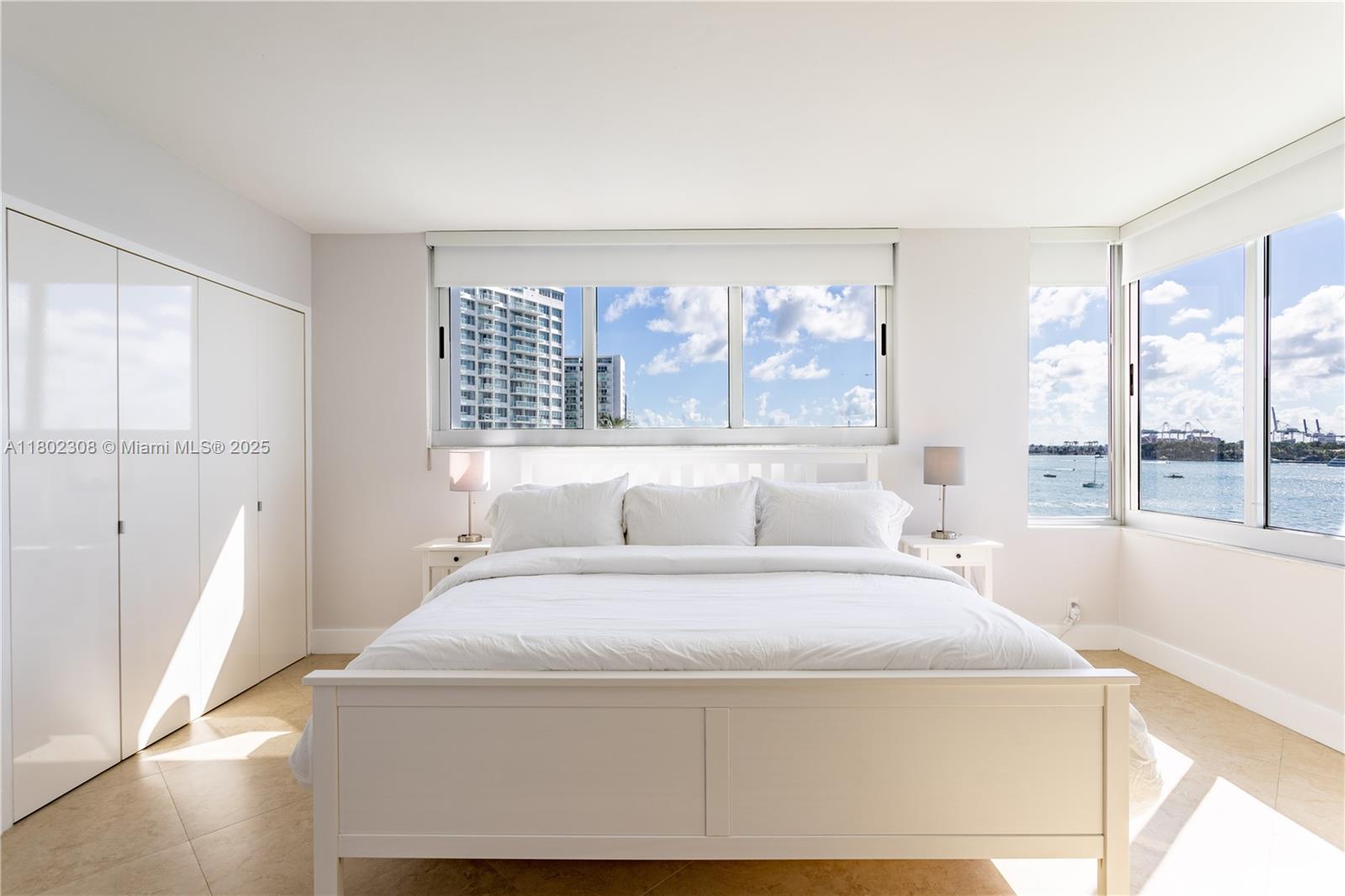 MIRADOR 1200 CONDO - Residential