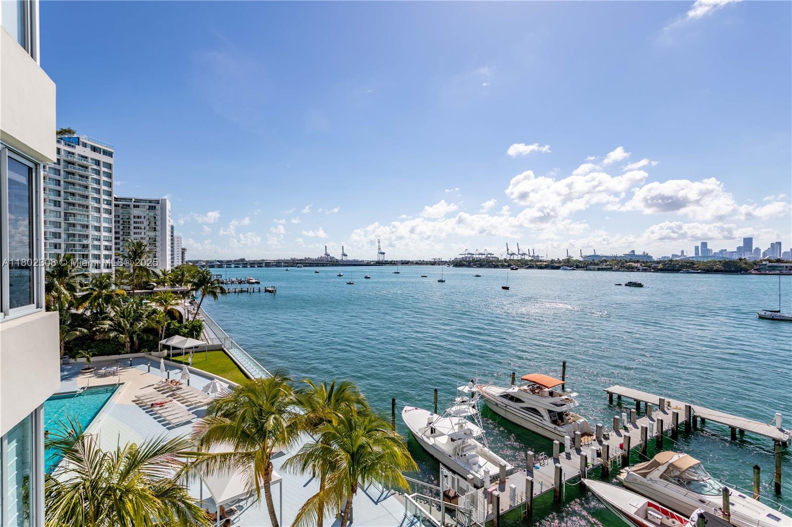 MIRADOR 1200 CONDO - Residential