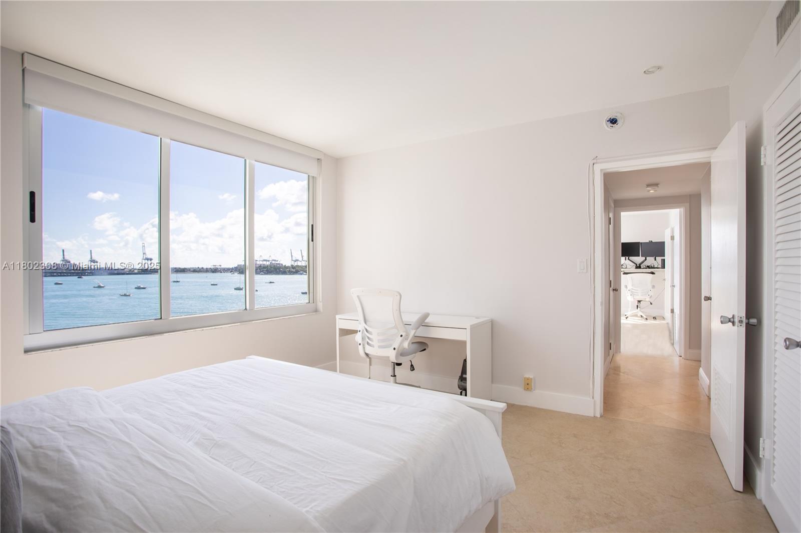 MIRADOR 1200 CONDO - Residential