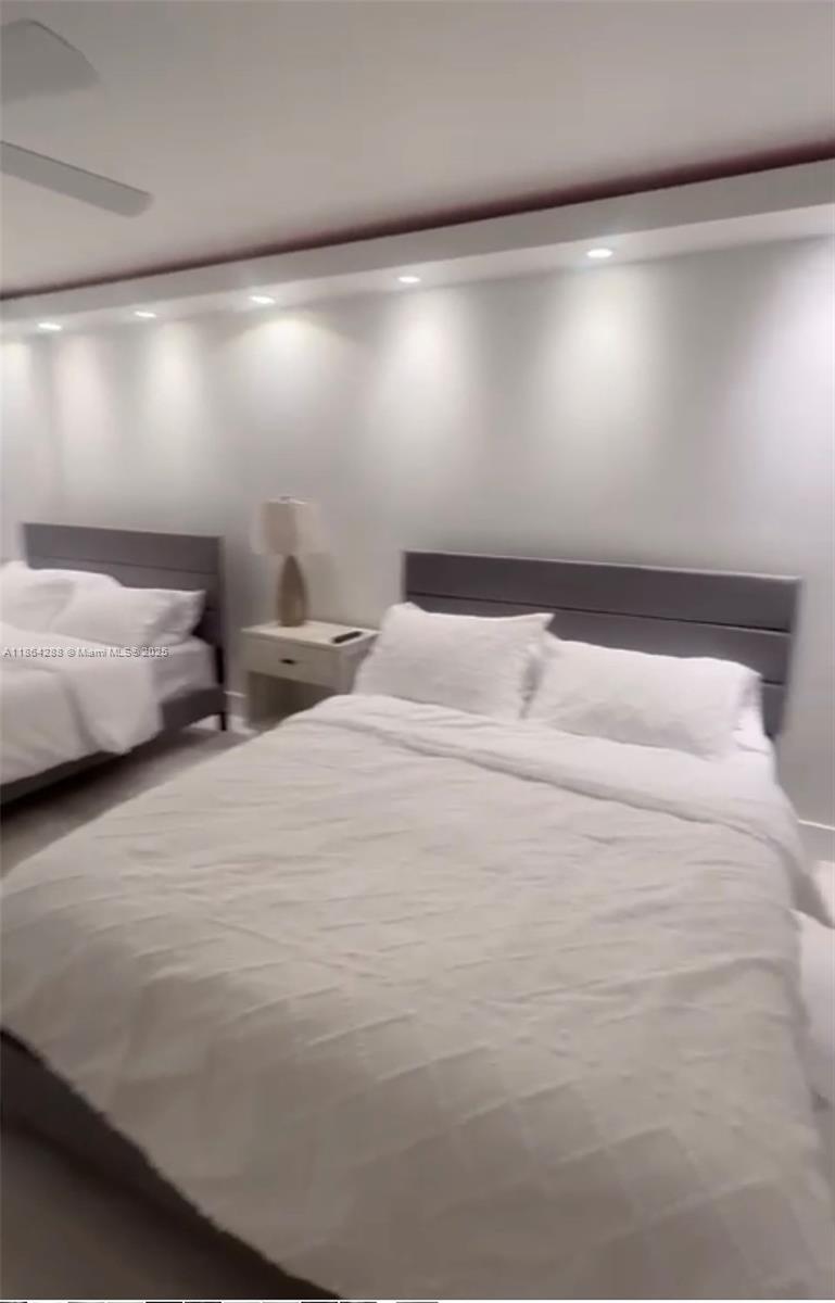 DEL PRADO MARINA - Residential Lease