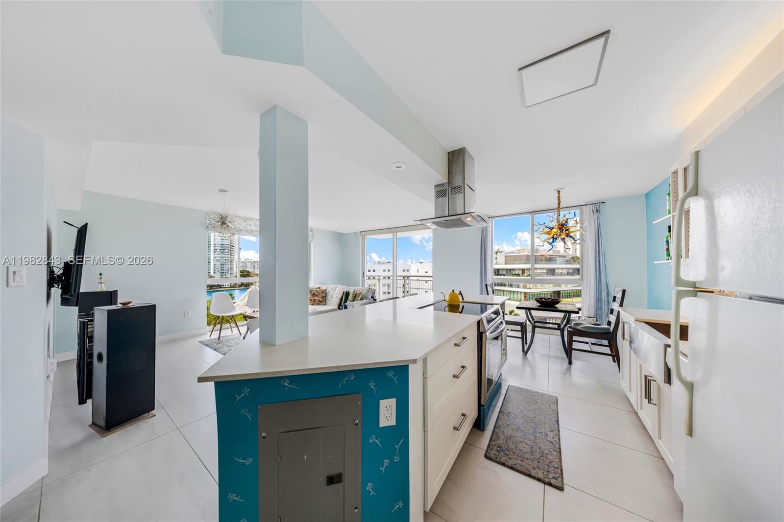 WEST BAY PLAZA CONDO - Residential Lease