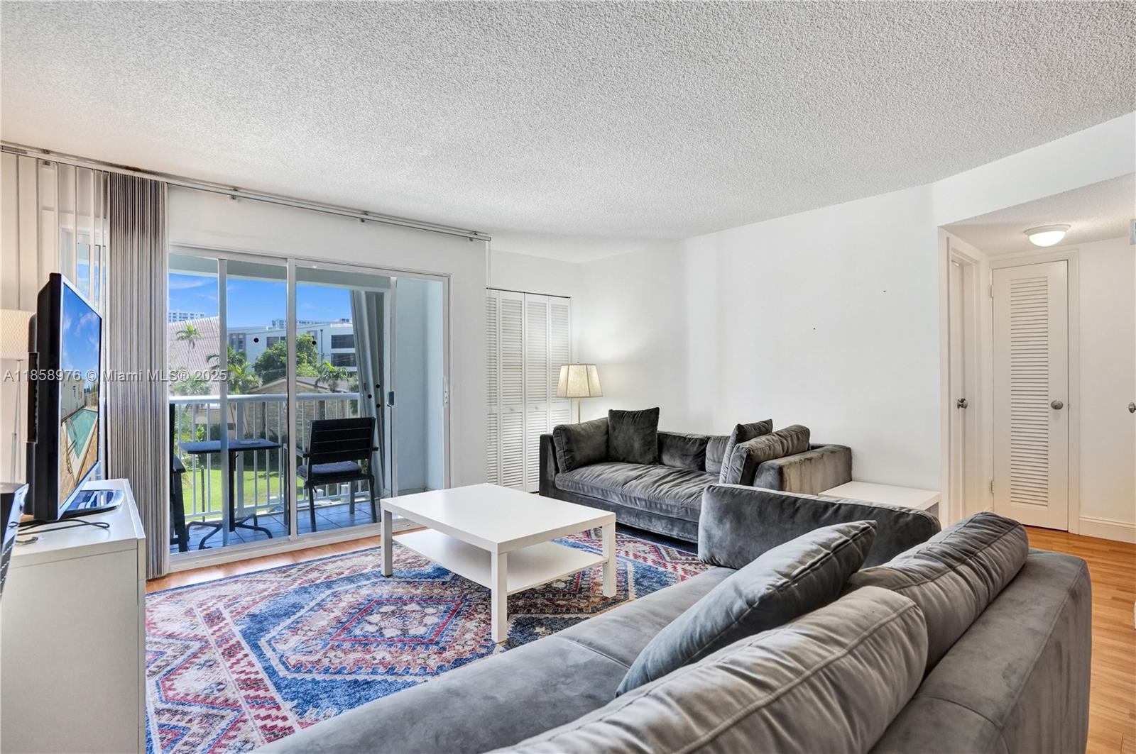 Live the Coastal Lifestyle in Sunny Isles Beach!
Welcome to this bright and spacious 1-bedroom, 1.5-bath corner condo at Towne Royale. Filled with natural light from large windows, this fully furnished home is move-in ready—perfect for year-round living or a relaxing vacation getaway.
Ideally located just steps from the beach, shops, dining, and parks, Towne Royale offers the best of convenience and coastal living. Enjoy amenities including a sparkling swimming pool, secure entry, and assigned parking.
Don’t miss this opportunity to rent in one of South Florida’s most desirable communities!