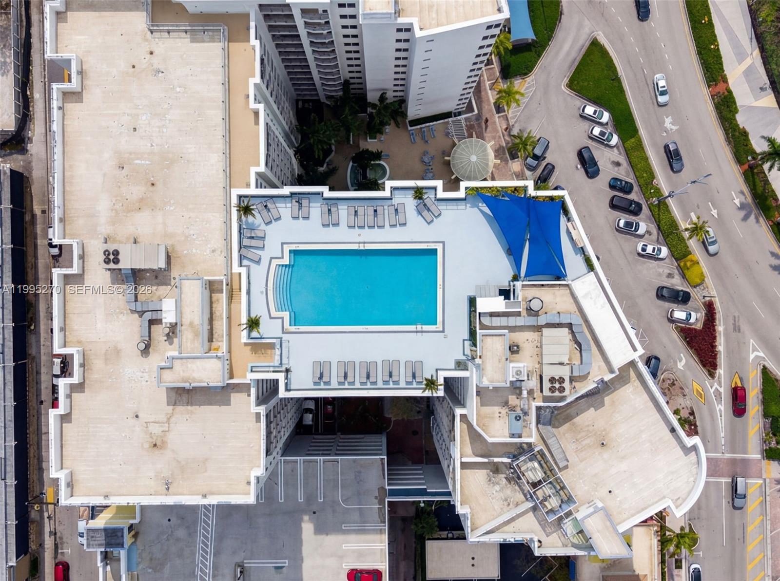 RADIUS CONDO - Residential Lease