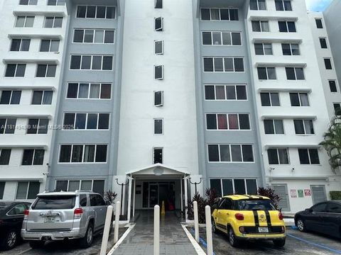 9001 SW 77th Ave C705 Miami FL 33156