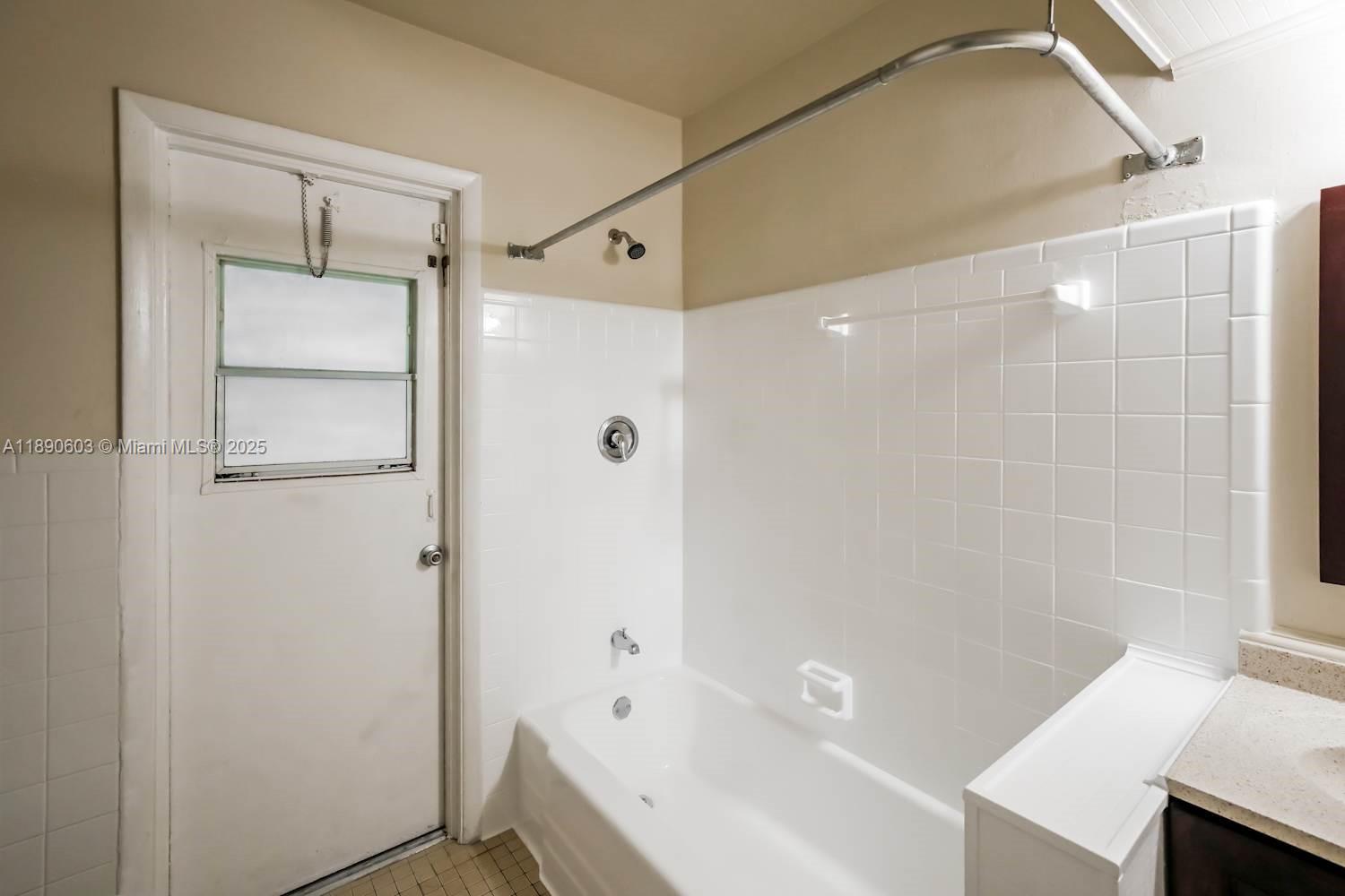 MIRAMAR SEC 12 - Residential Lease