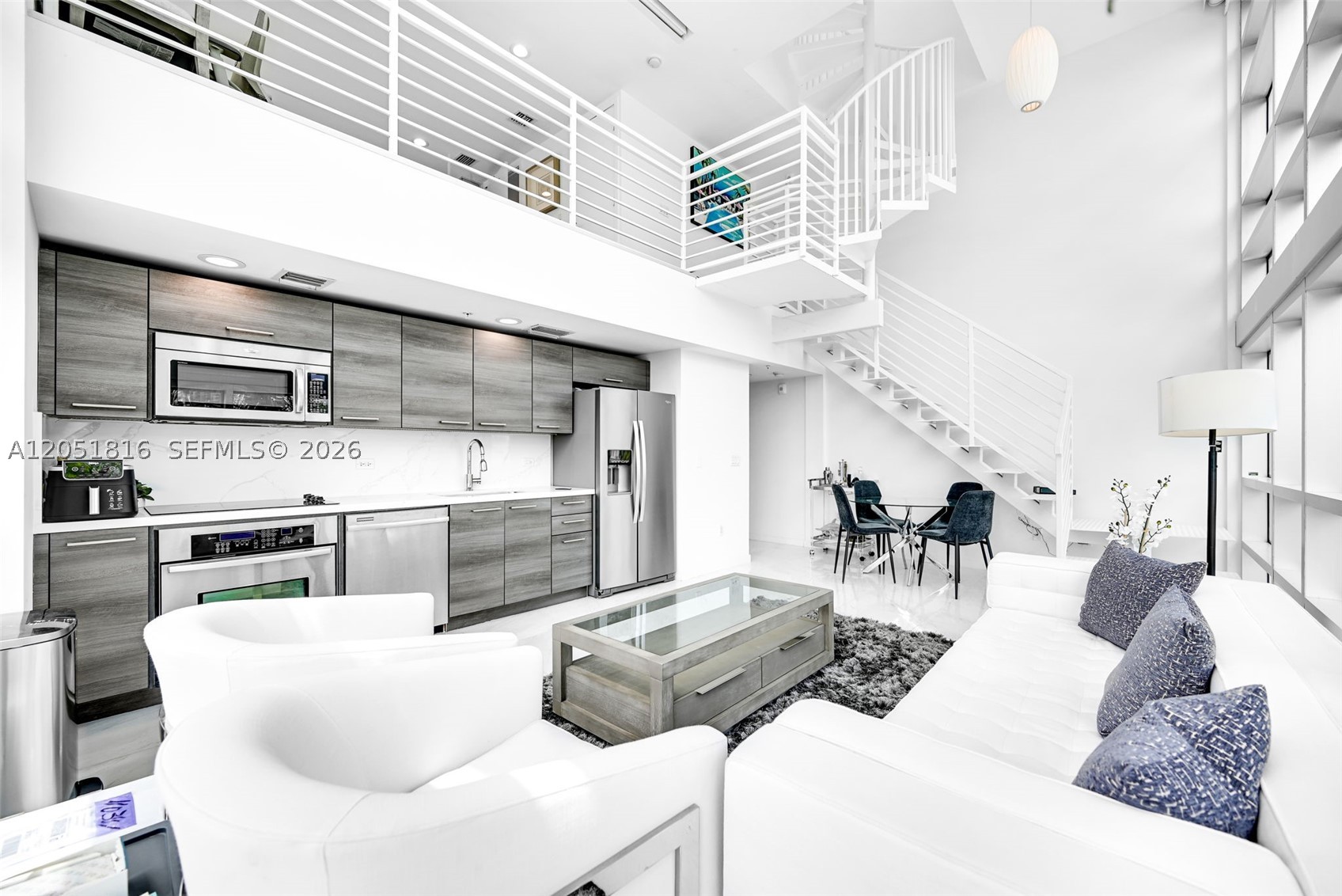 421 Meridian Ave 15
