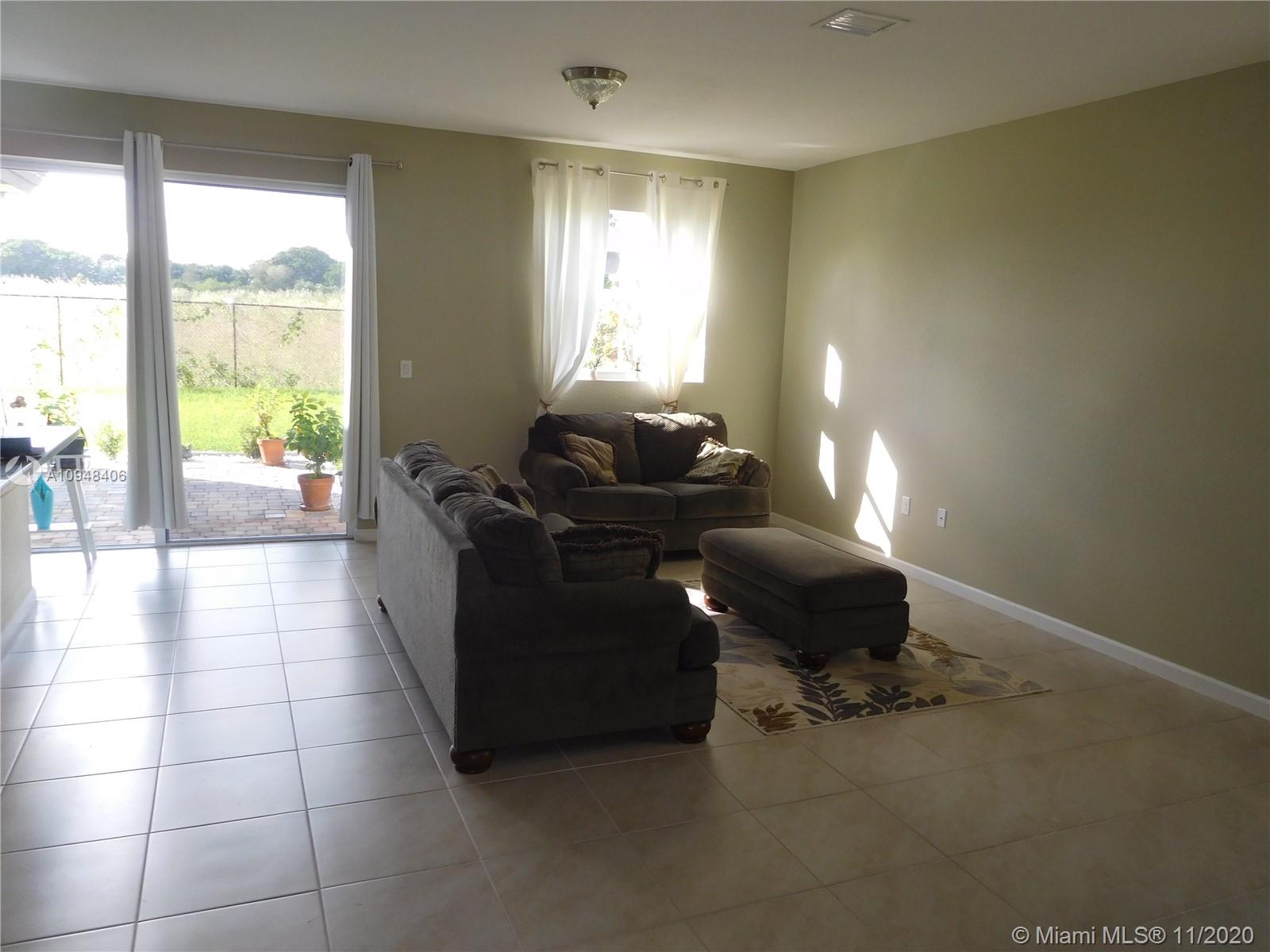 VENTANAS AT HOMESTEAD - Residential