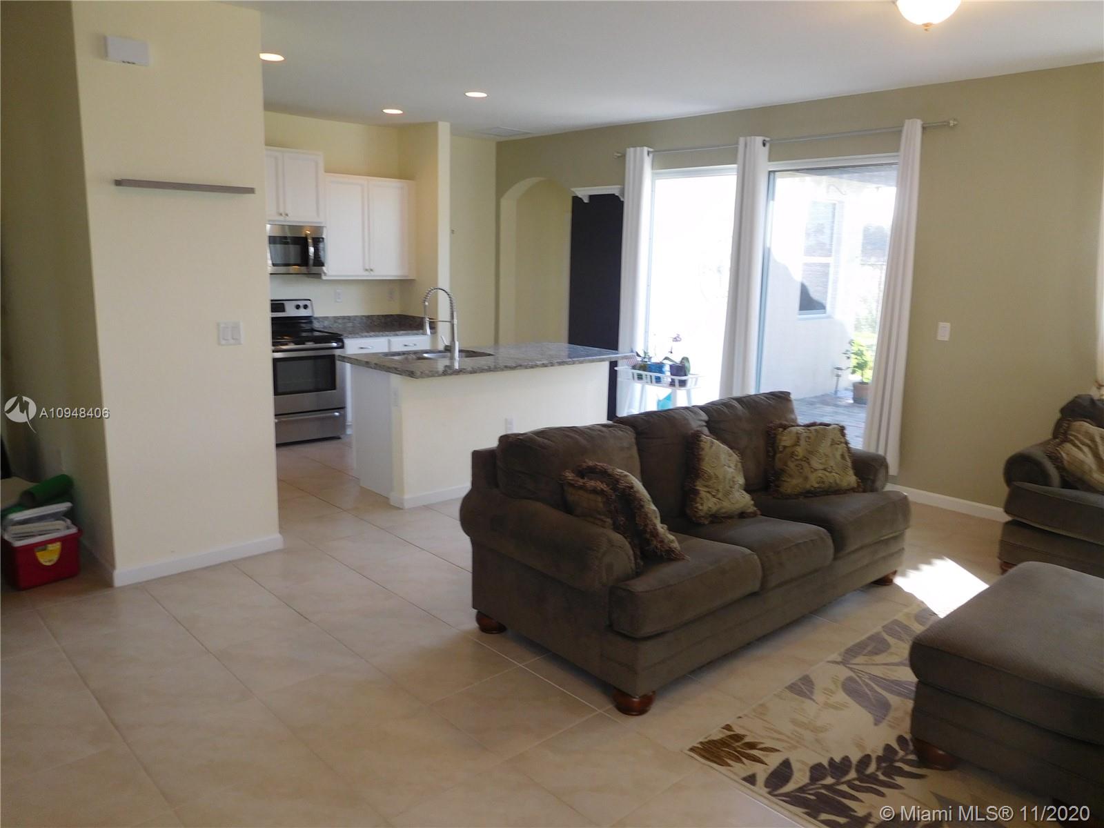 VENTANAS AT HOMESTEAD - Residential