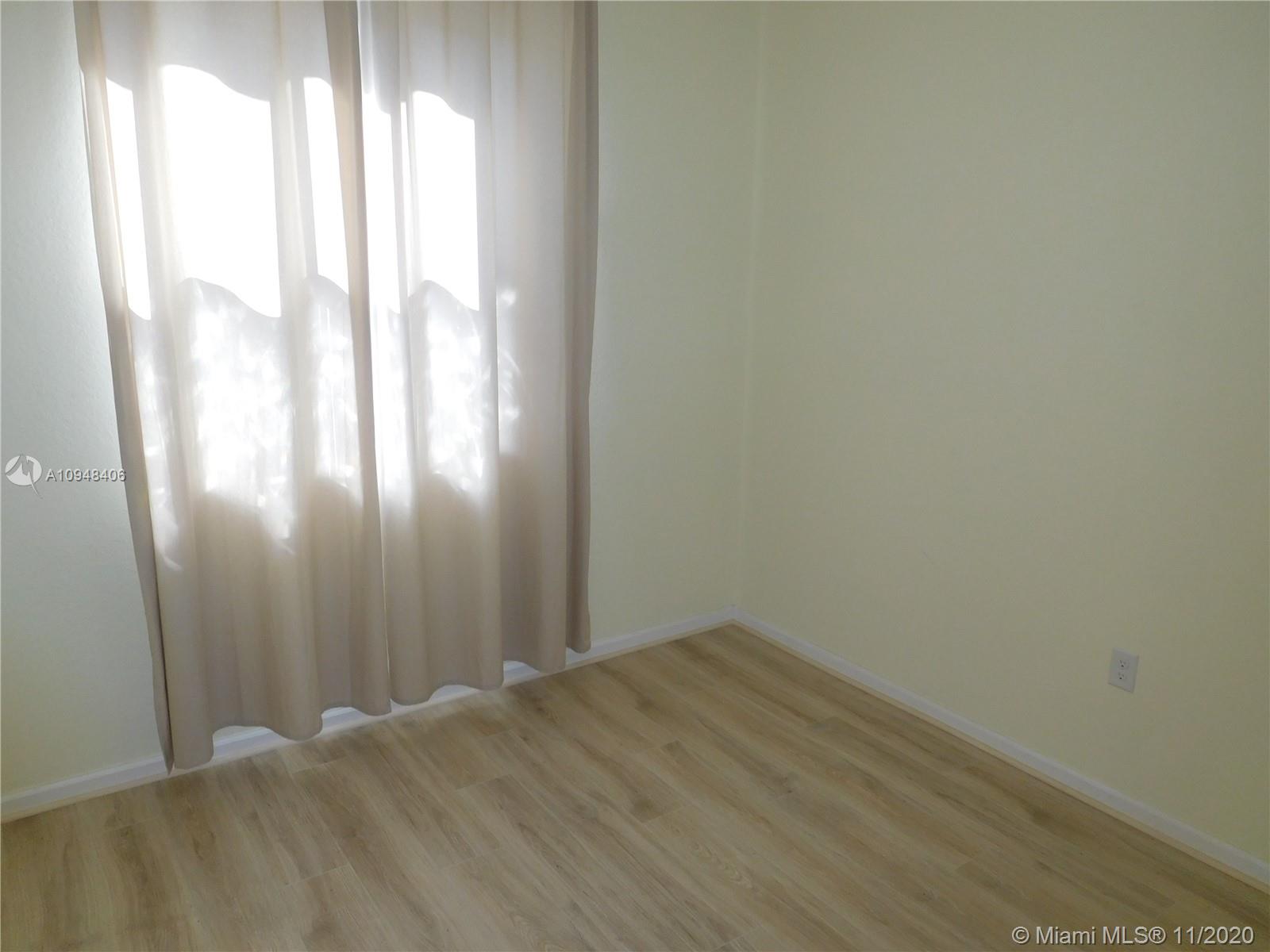 VENTANAS AT HOMESTEAD - Residential