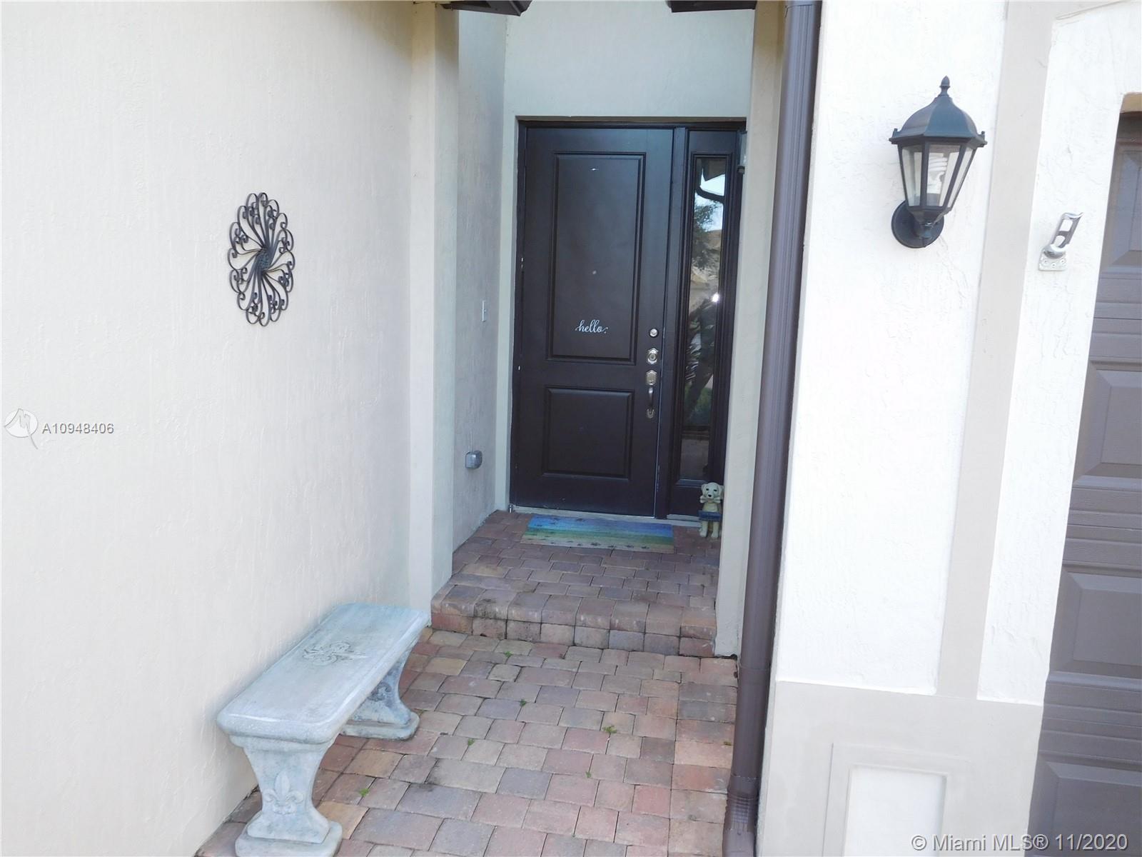 VENTANAS AT HOMESTEAD - Residential