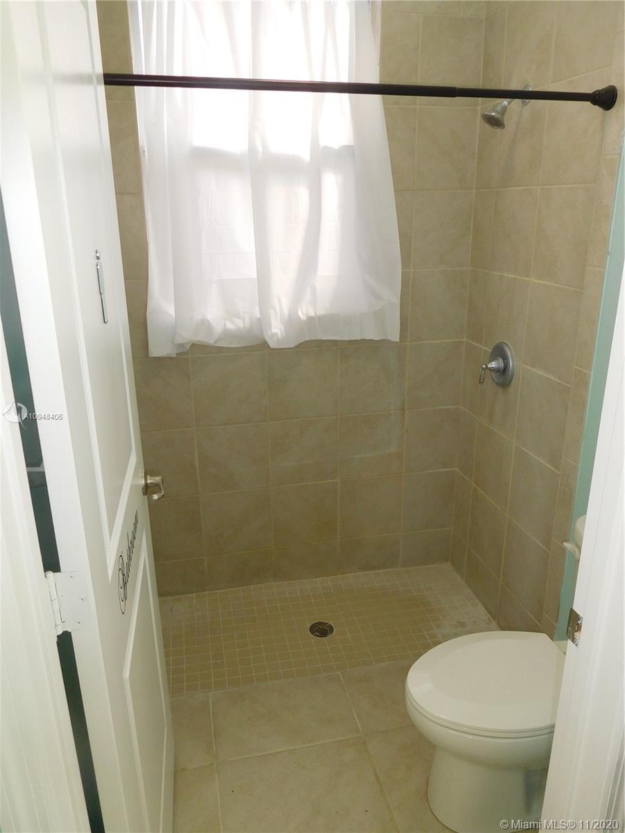 VENTANAS AT HOMESTEAD - Residential