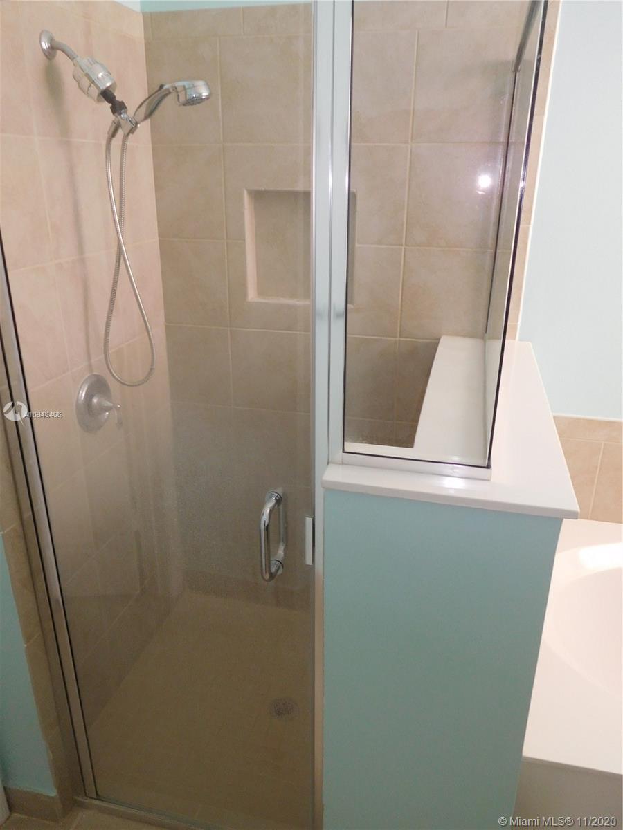 VENTANAS AT HOMESTEAD - Residential