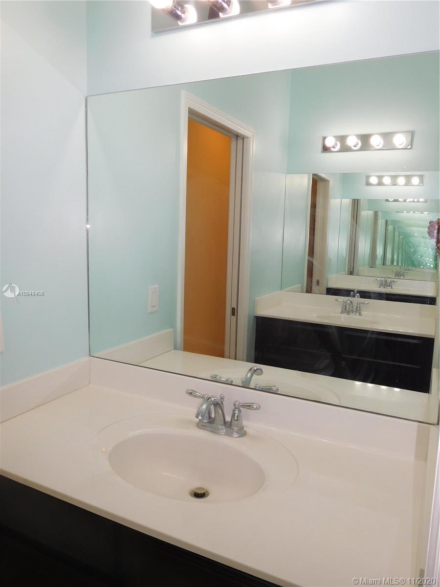 VENTANAS AT HOMESTEAD - Residential