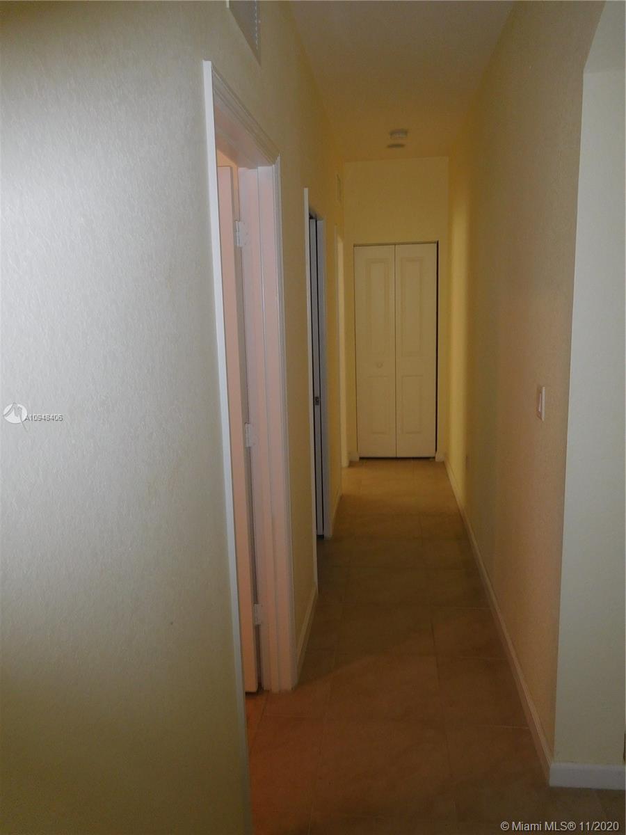 VENTANAS AT HOMESTEAD - Residential