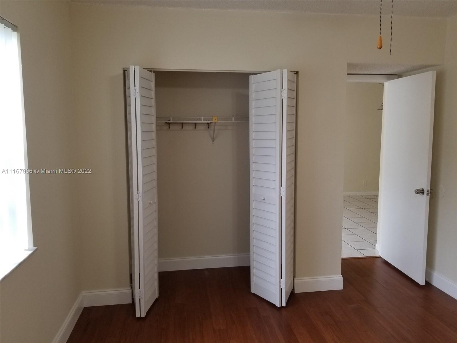 COUNTRY GARDENS CONDO - Residential