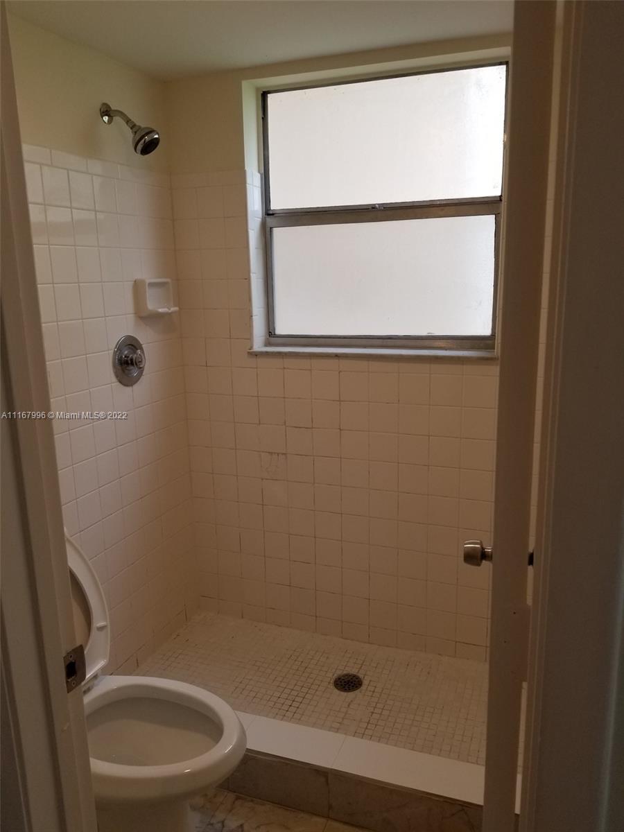 COUNTRY GARDENS CONDO - Residential