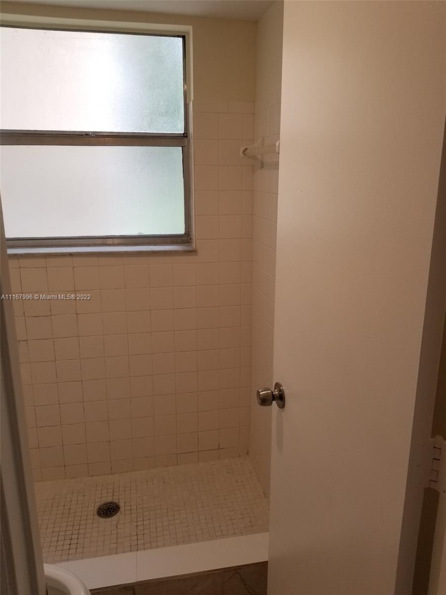 COUNTRY GARDENS CONDO - Residential