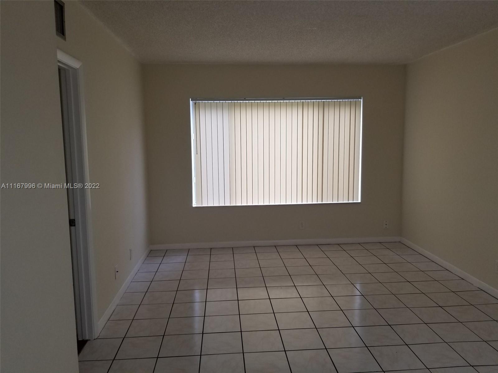 COUNTRY GARDENS CONDO - Residential