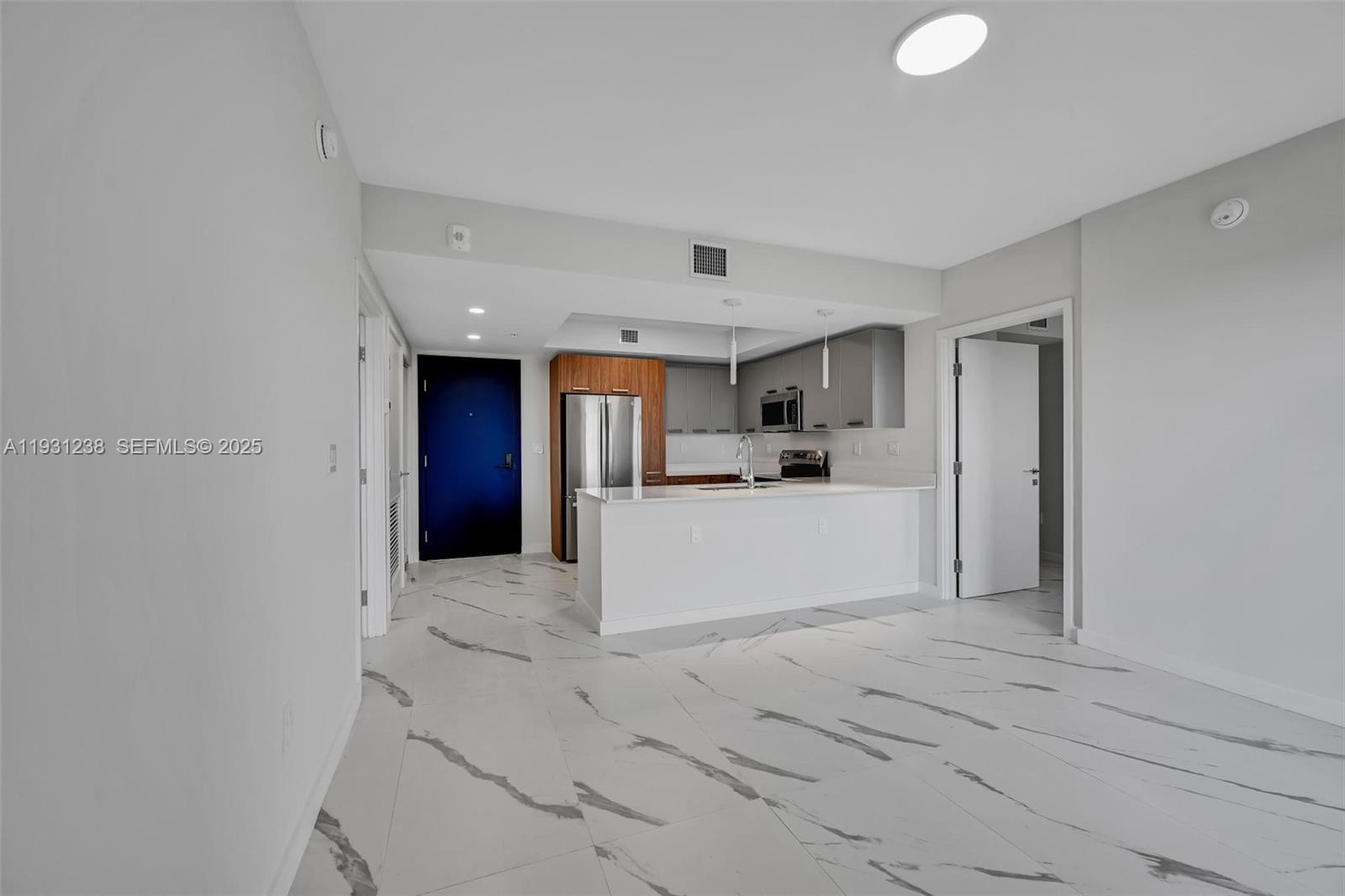 840 NE 130th Street 601