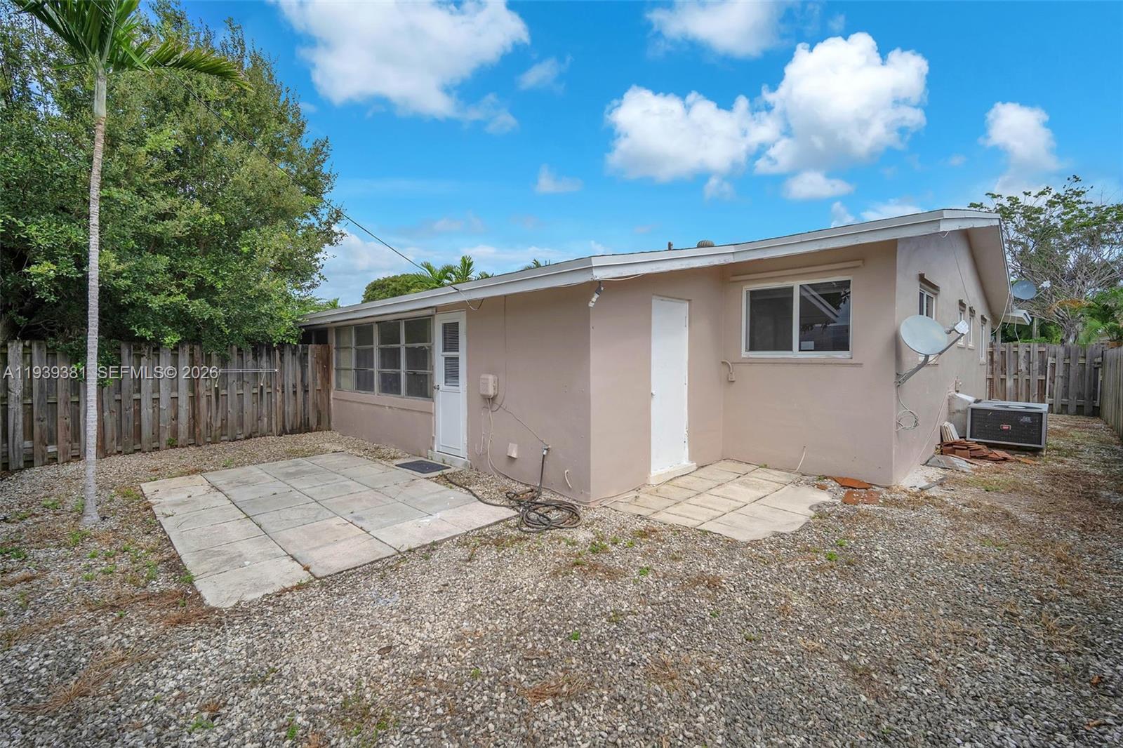 CORAL RIDGE ADD - Residential Lease