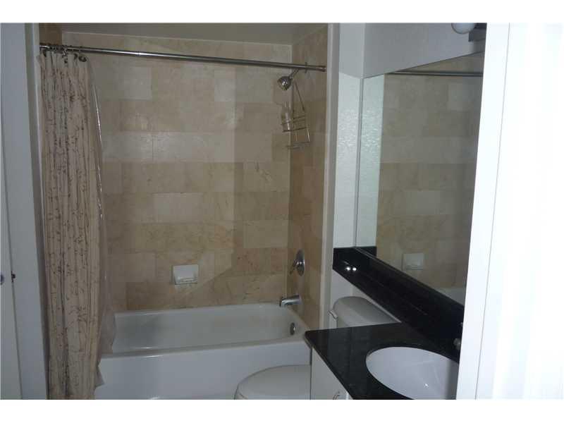 BAYVIEW CONDO AT NORTH BA - Residential Lease