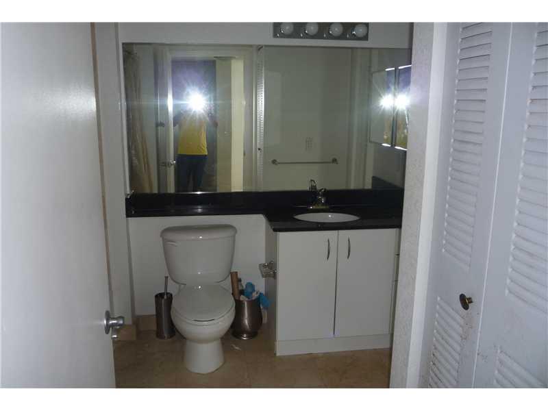 BAYVIEW CONDO AT NORTH BA - Residential Lease