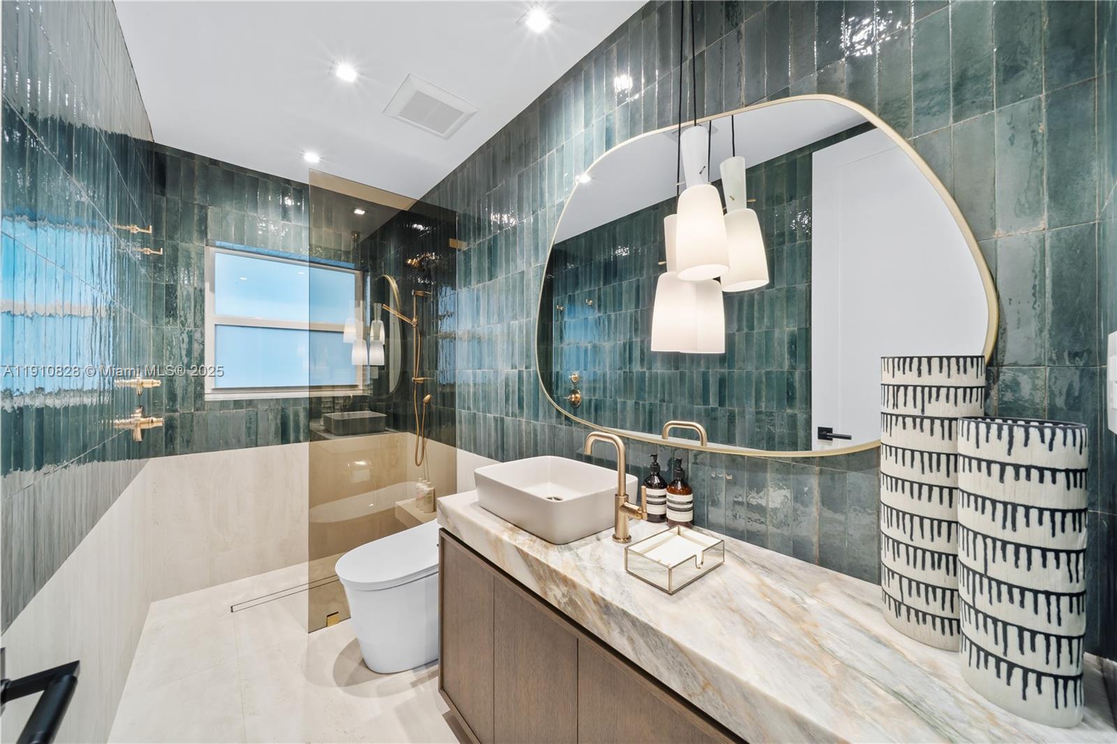 REV PL MIAMI SHORES SEC 8 - Residential